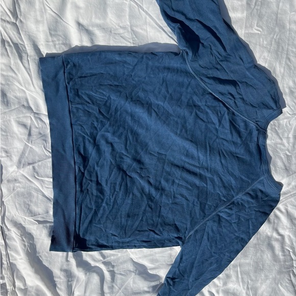 Universal Thread Blue Long Sleeve - Picture 5 of 5